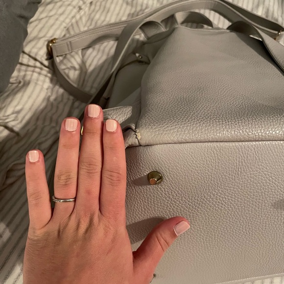 Luli Bebe bag nearly new condition! Only used a couple of times. Light grey